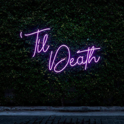 Customizable neon signs that make them so popular