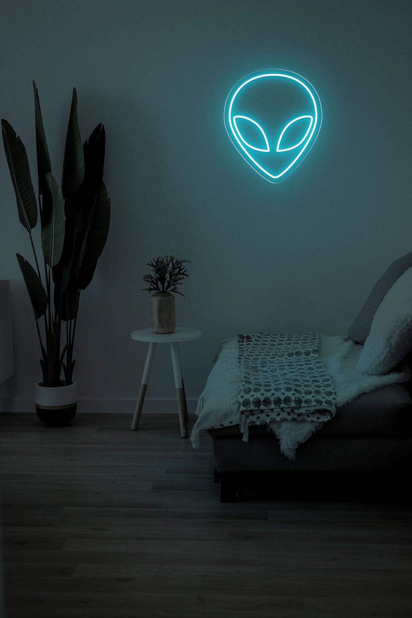 ET LED neon sign - 20inch x 23inchTurquoise