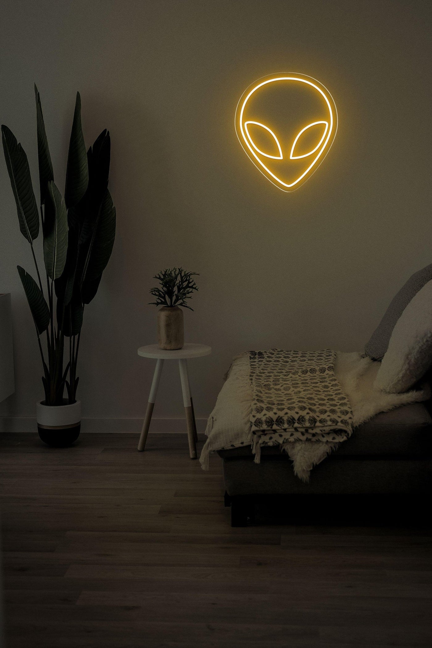 ET LED neon sign - 20inch x 23inchGold